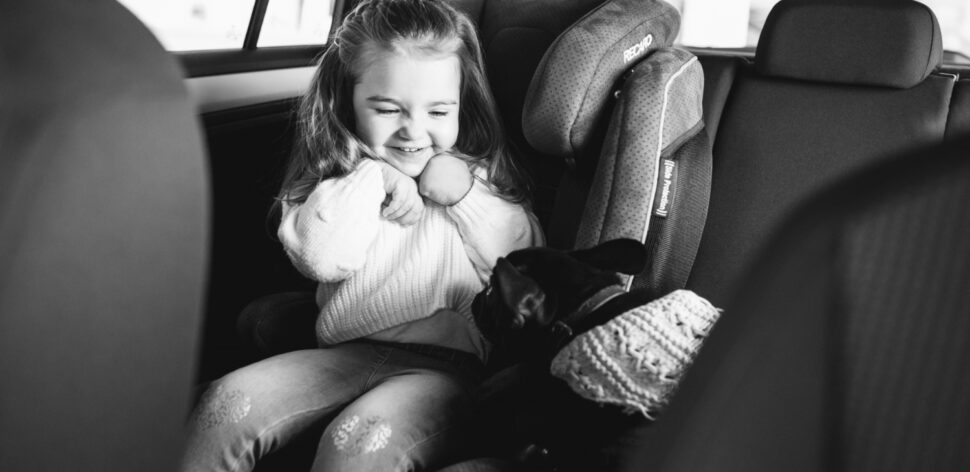 Criança: como instalar o assento te elevação, ou booster, no carro?