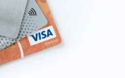 Visa aumenta tarifa de cartão de crédito em até 138% e é acionada pela Senacon