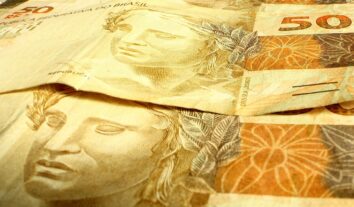 Restituição do IR: receita libera consulta ao 3º lote; veja como acessar