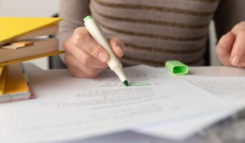 Concurso abre vagas com salários de até R$ 9,3 mil; saiba como se inscrever