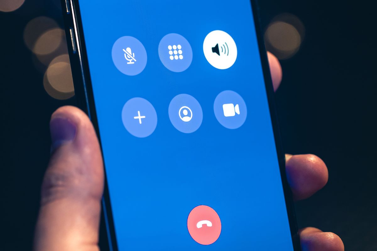 Veja quais mecanismos de proteção podem ser aplicados nos aparelhos telefônicos (Foto: Freepik).
