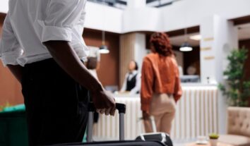 Check-in digital em hotéis agora é obrigatório: o que muda?